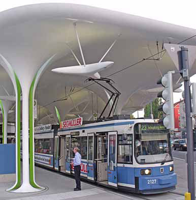 Wie komme ich mit U-Bahn, Bus, Bahn oder Straßenbahn nach Media Markt (MediaMarkt  Austria) in 13., Hietzing?