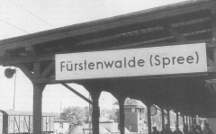 Bahnhofschild Fürstenwalde (Spree)
