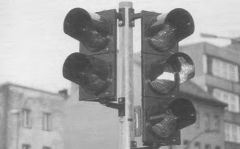 Lichtzeichenanlage für Straßenbahn an einer Kreuzung