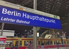 Hauptbahnhofschild